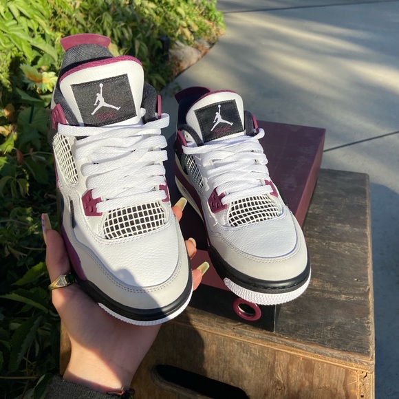 PSG x Air Jordan Retro (SOLD) - Picture 7 of 11